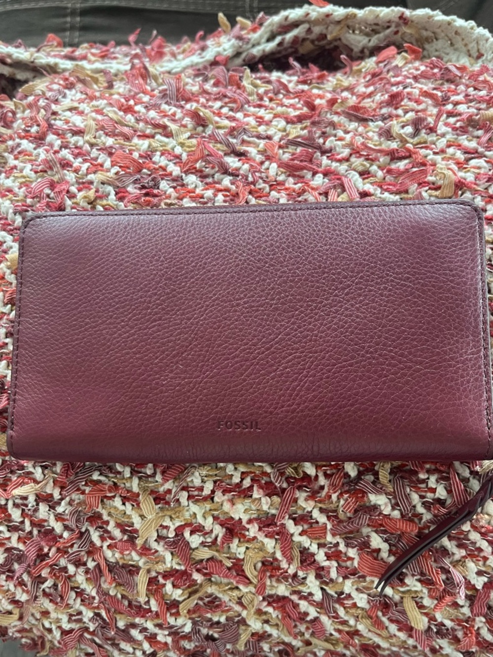 Fossil Deep Burgundy Pebbled Leather Zip Wallet